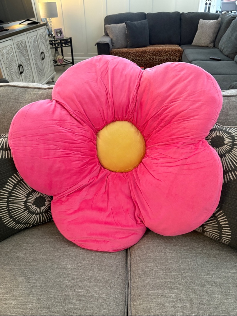 NWOT Pink Flower Pillow - Home Accents/ kids